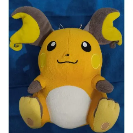 Peluche POKEMON Raichu 23cm