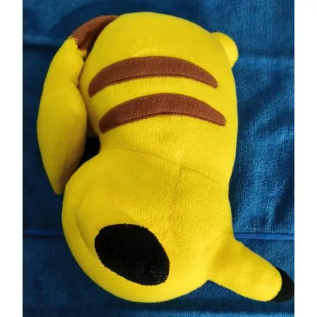 Peluche POKEMON Pikachu dormido 26cm