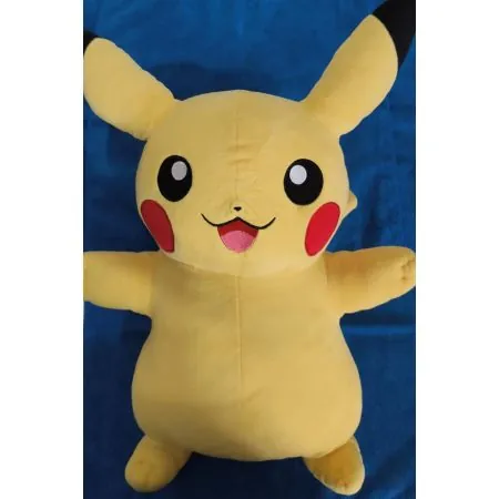 Peluche POKEMON Pikachu 30cm