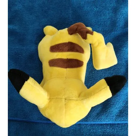Peluche POKEMON Pikachu 22cm