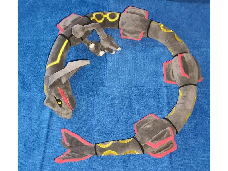 Peluche POKEMON Shiny Rayquaza 110cm