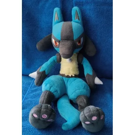 Peluche POKEMON Lucario 30cm