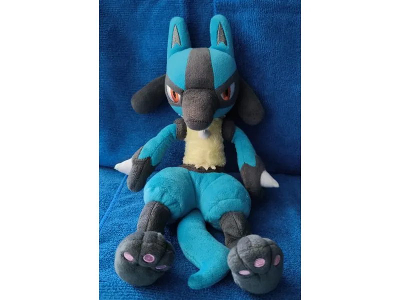 Peluche POKEMON Lucario 30cm