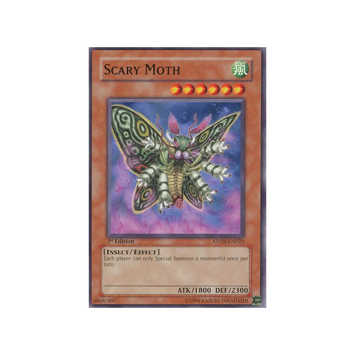 Scary Moth (Common)