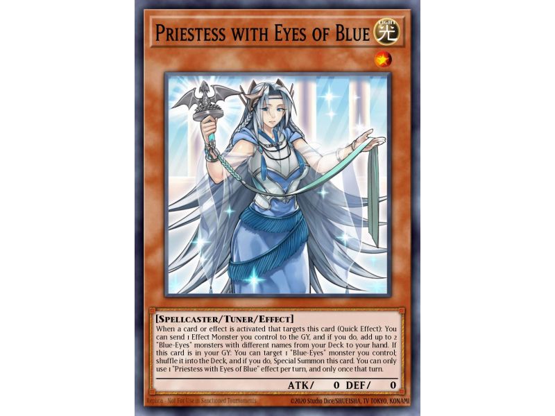 Priestess with Eyes of Blue (Super Rare)